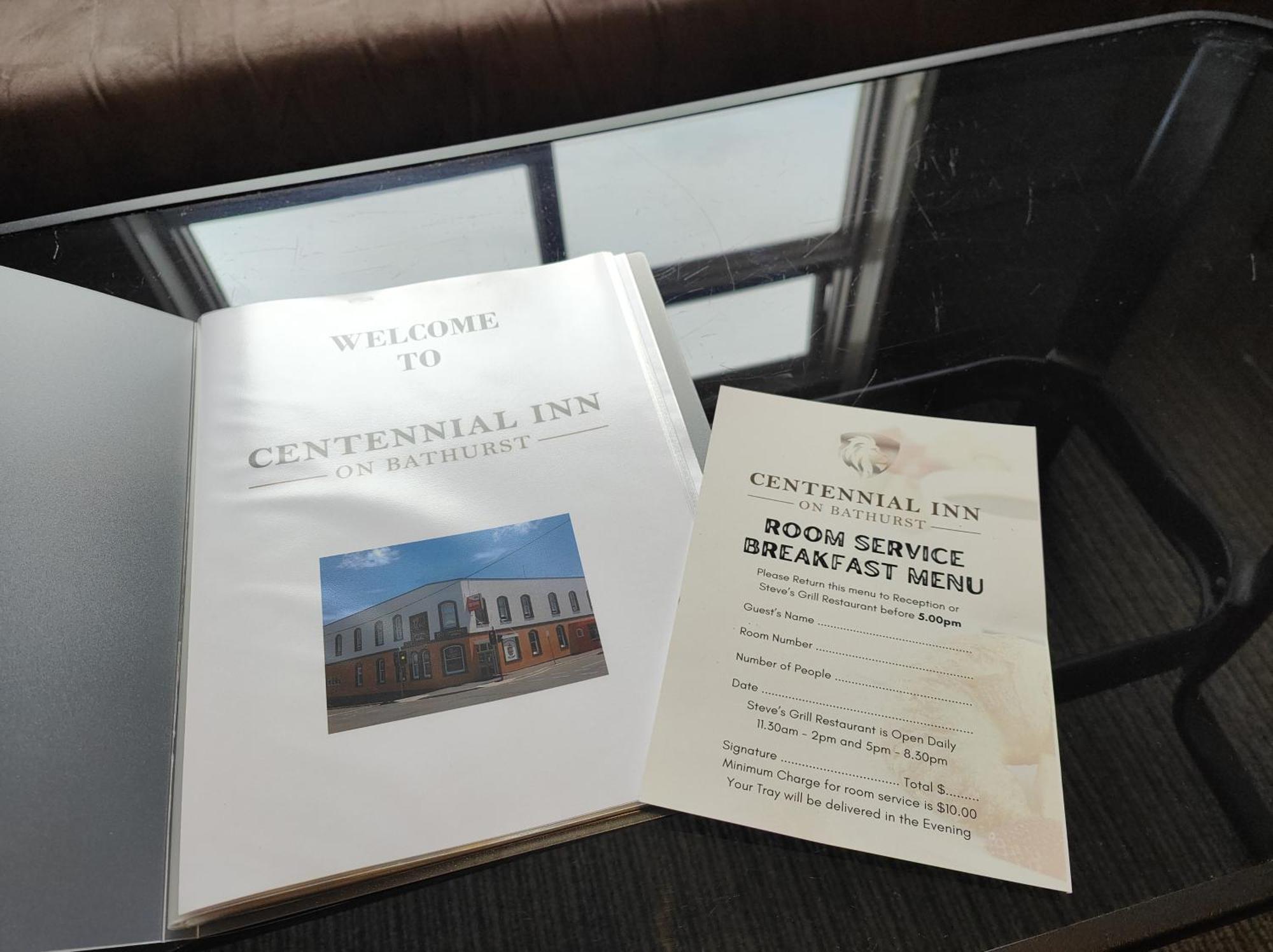 לונסטון Centennial Inn On Bathurst מראה חיצוני תמונה